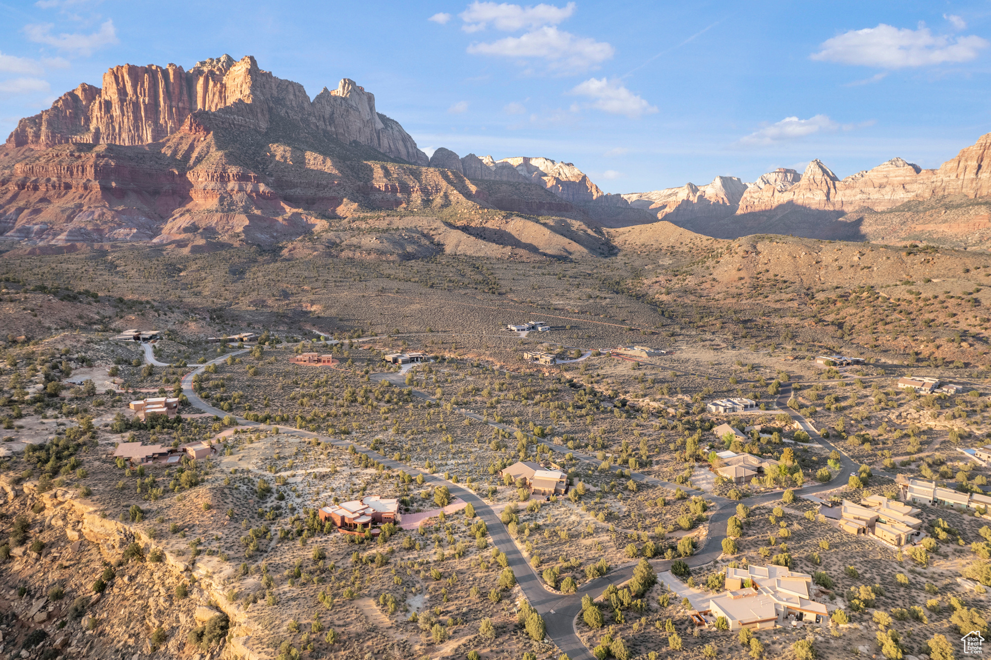 ANASAZI PLATEAU 2 - Land