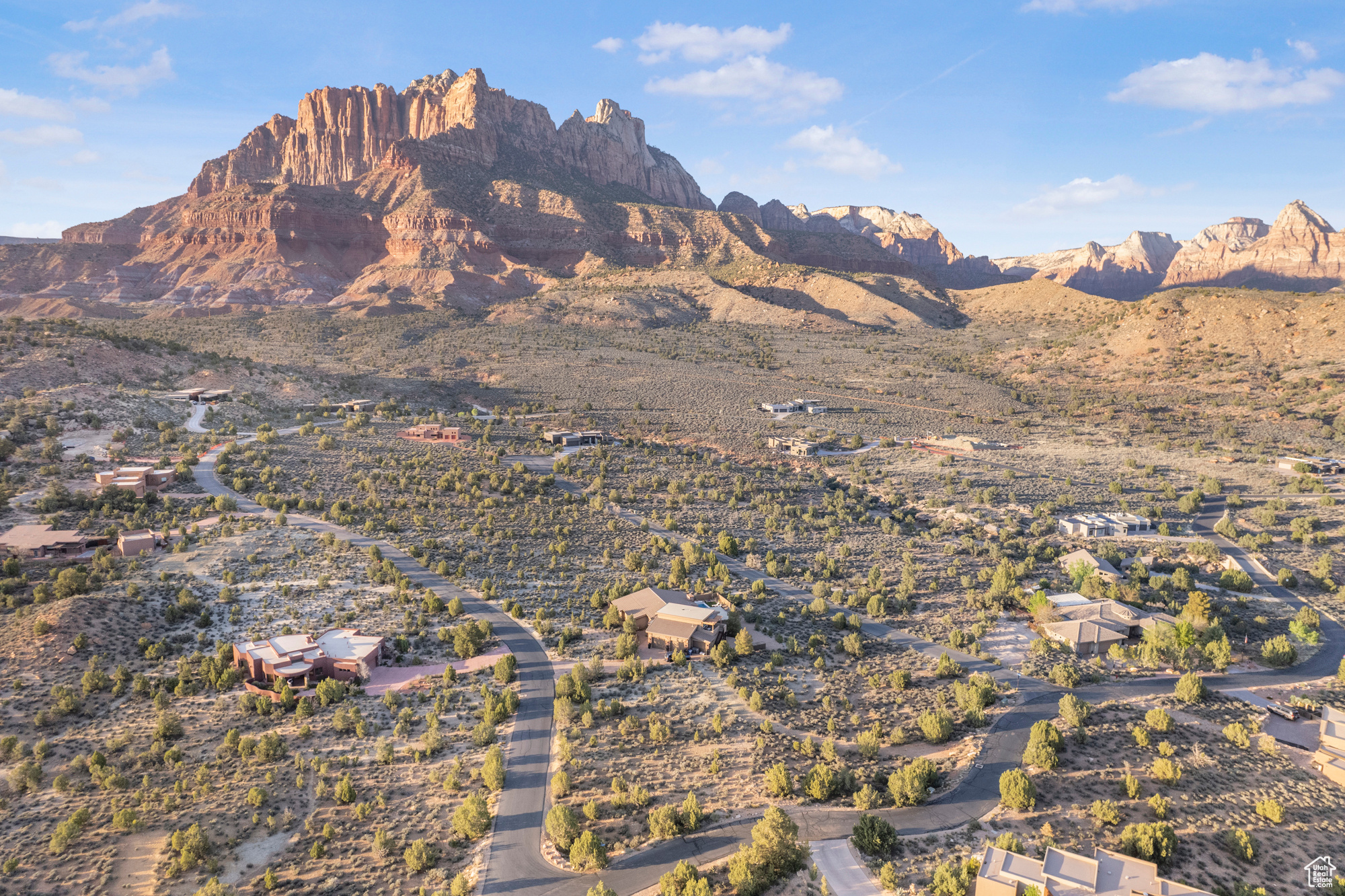 ANASAZI PLATEAU 2 - Land
