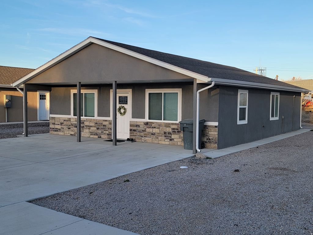 Photo of 320 N 450 W, Delta, UT 84624 (MLS # 2143452)