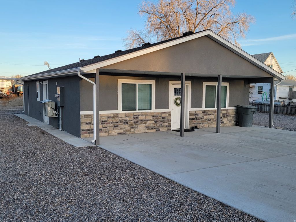 Photo of 320 N 450 W, Delta, UT 84624 (MLS # 2143452)