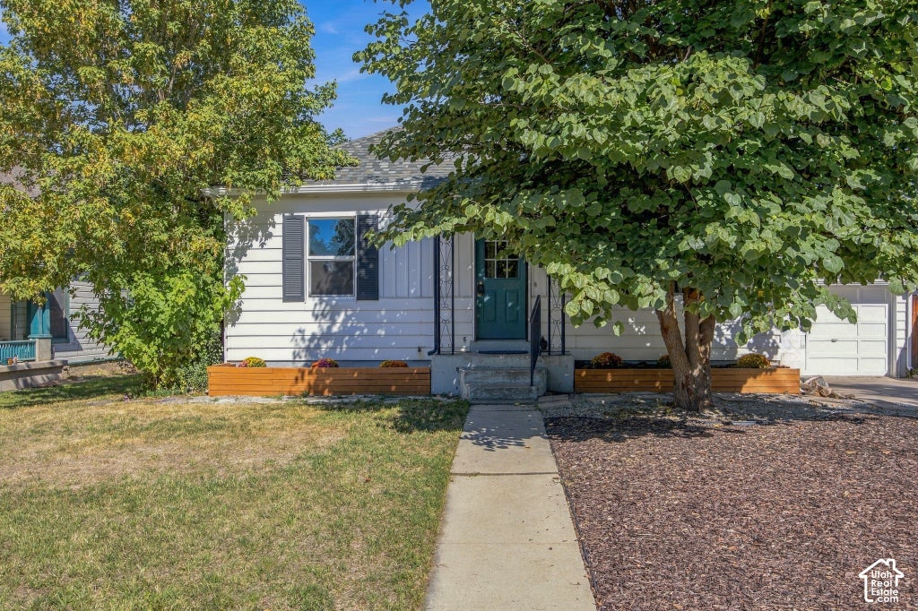 Photo of 225 W 400 N, Logan, UT 84321 (MLS # 2189156)