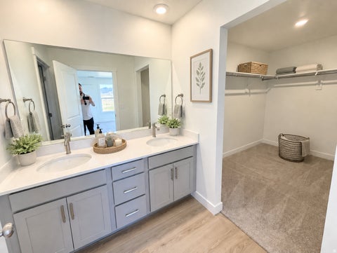 Tiny photo for 931 W HALVORSEN PKWY #225, Saratoga Springs, UT 84045 (MLS # 2183438)