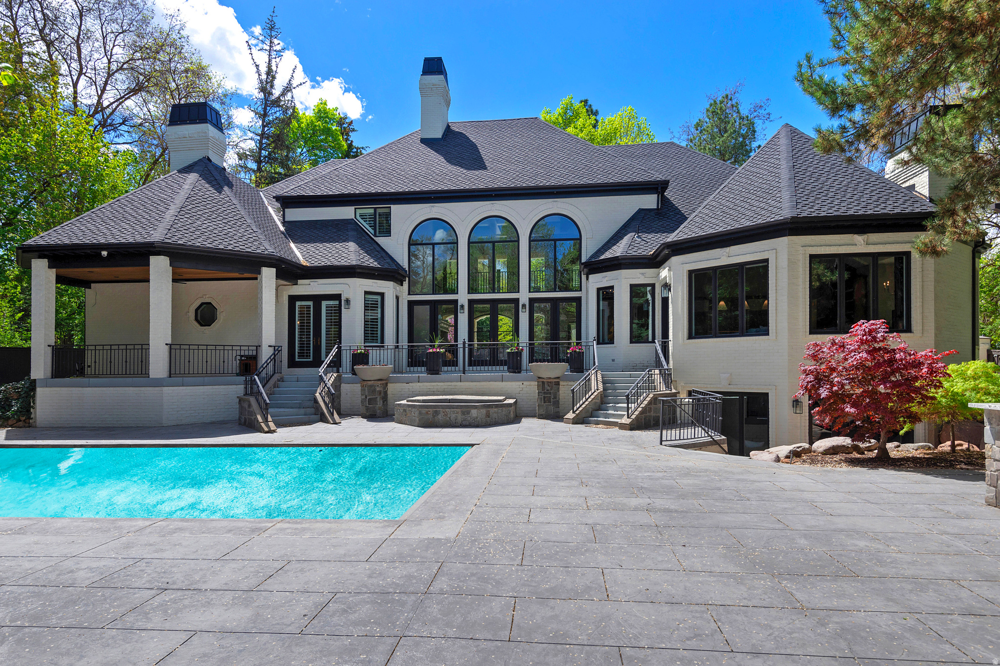 COTTONWOODS - Residential