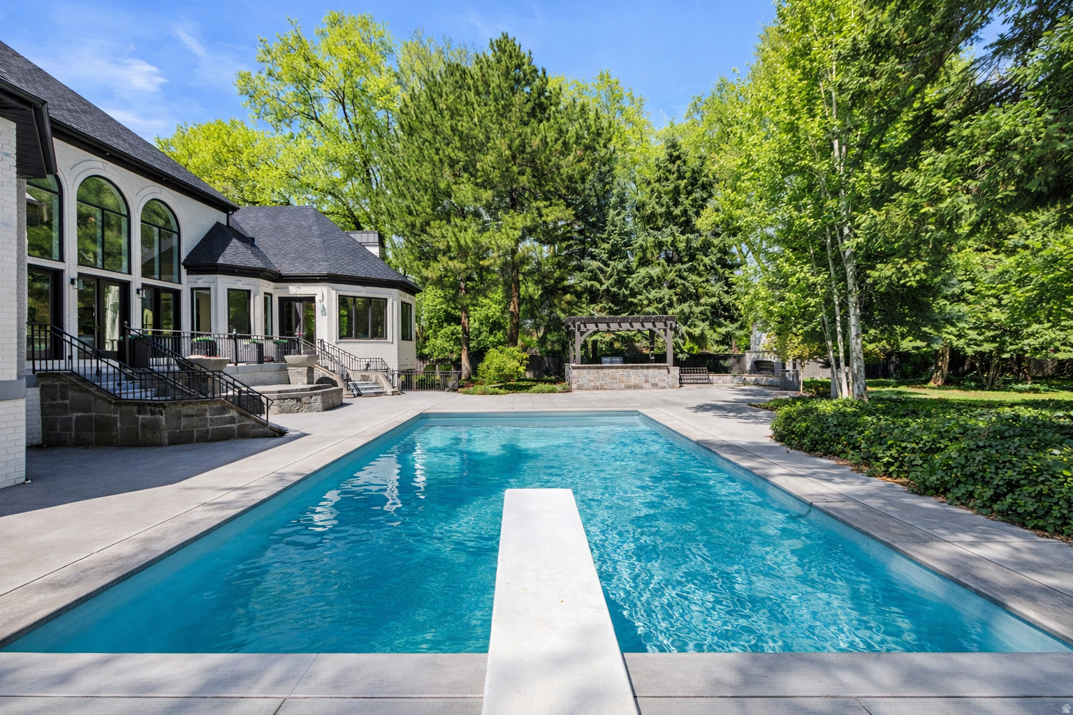 COTTONWOODS - Residential