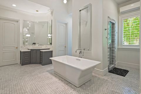 Tiny photo for 2227 E 5340 S, Holladay, UT 84117 (MLS # 2150788)