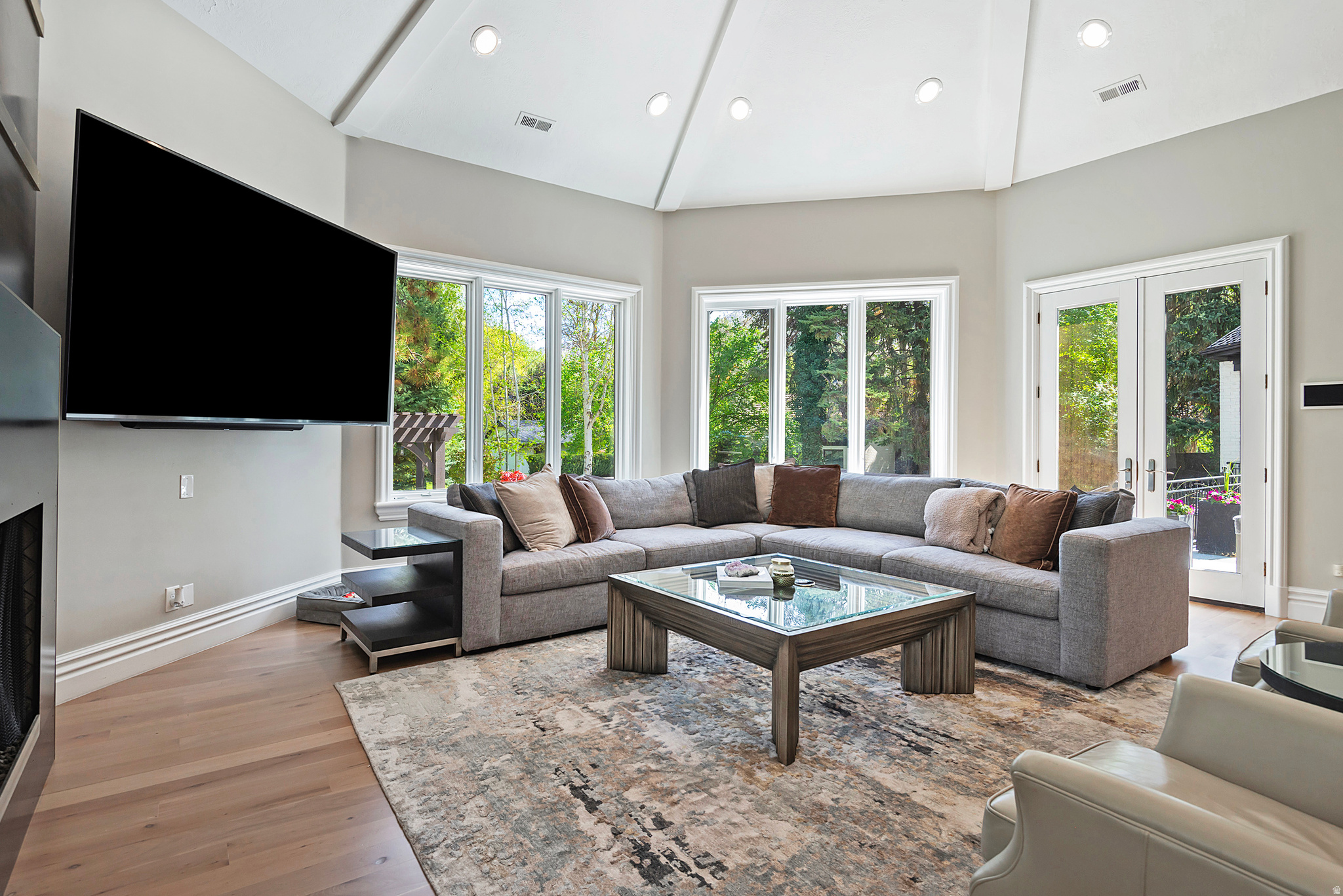 COTTONWOODS - Residential