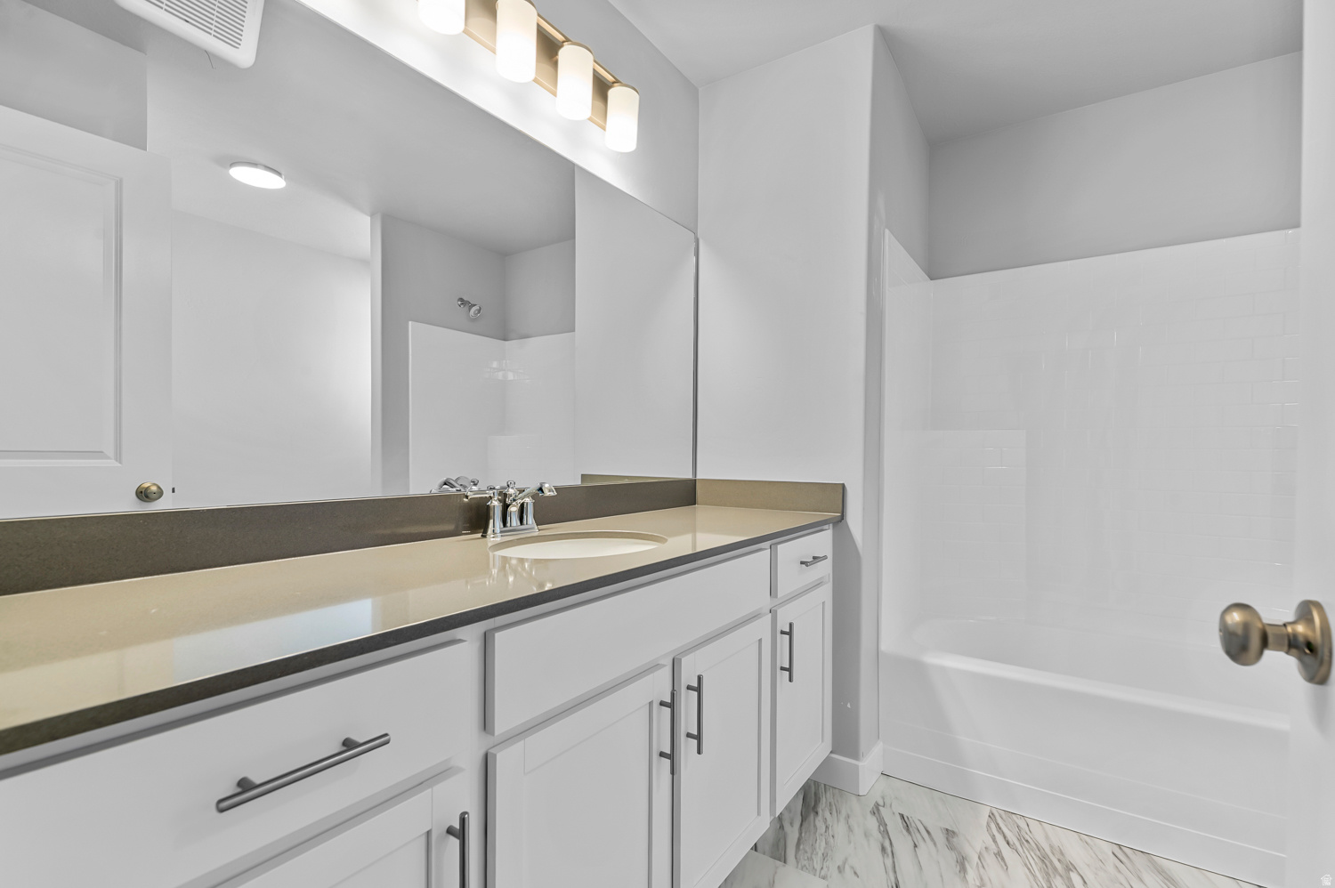 SAGEWOOD VILLAGE COTTAGES 1142 - Residential