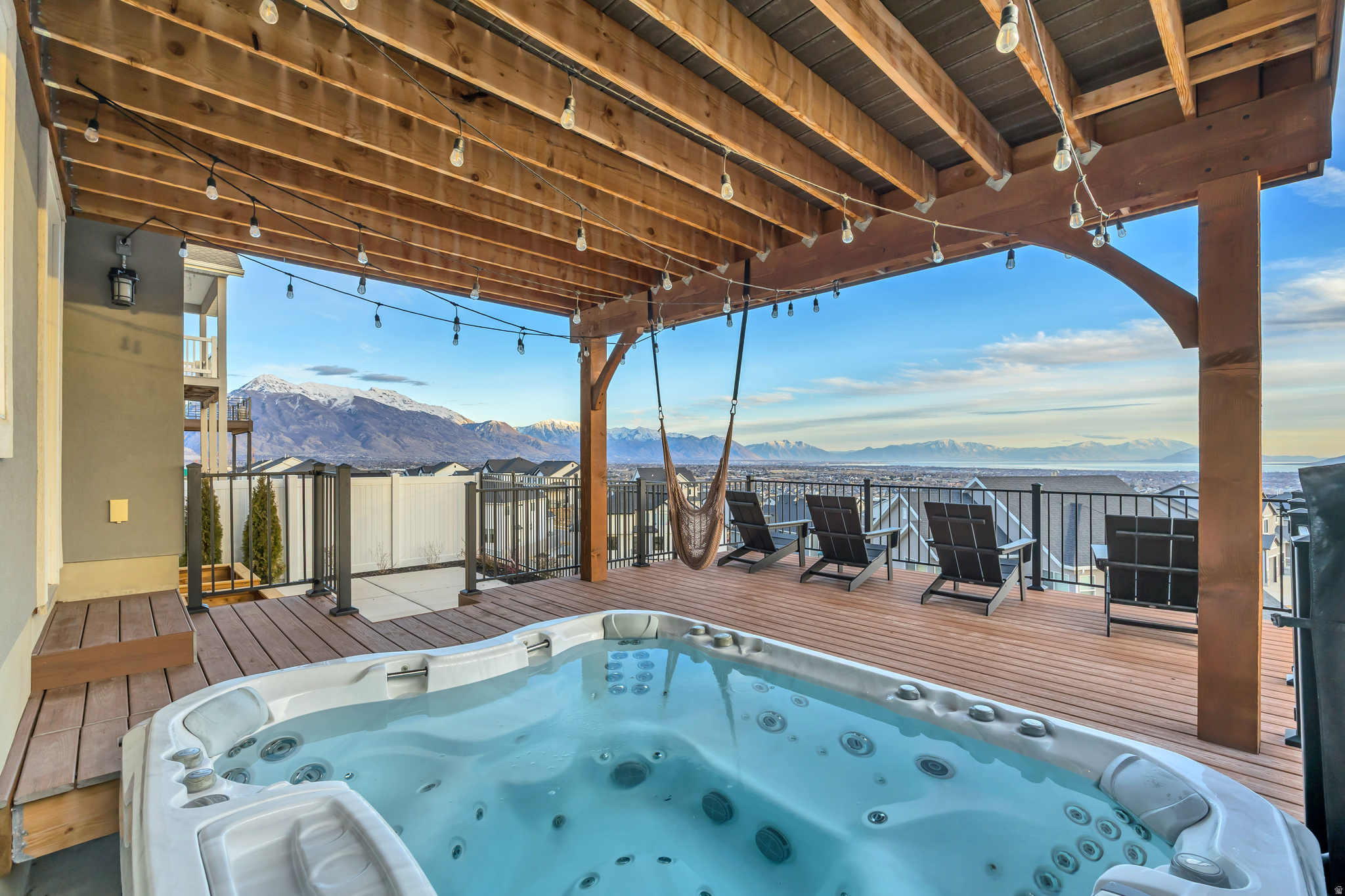 CANYON HILLS - Residential