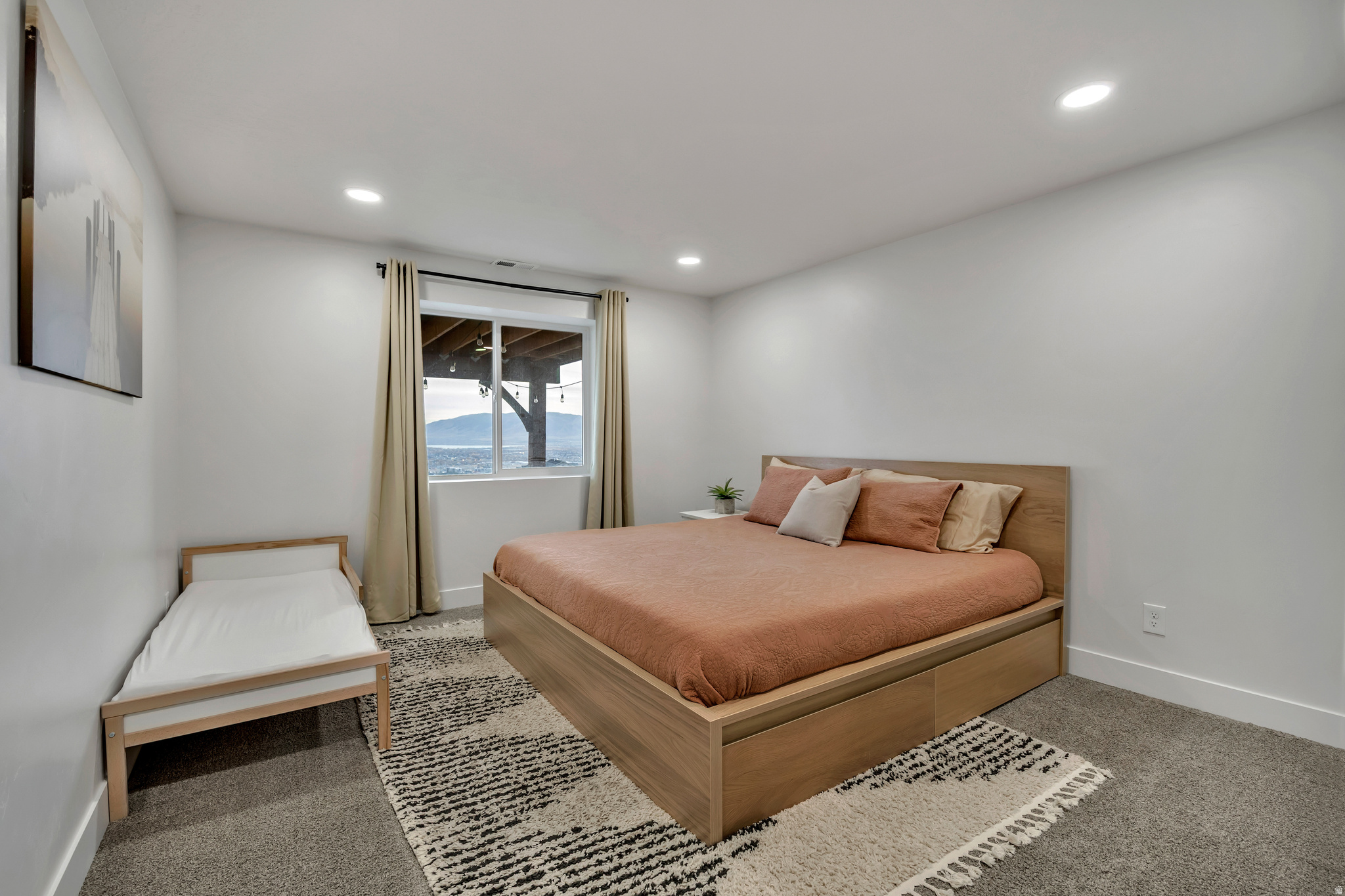 CANYON HILLS - Residential