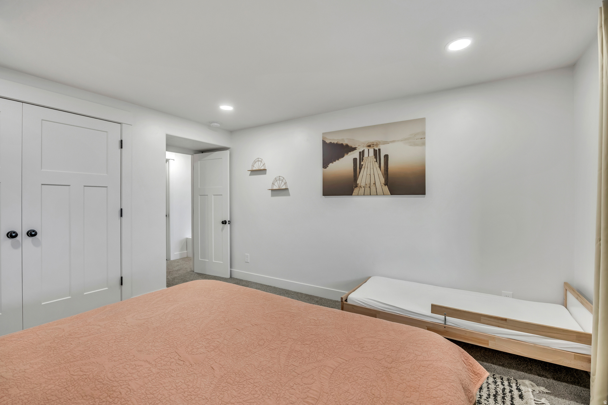 CANYON HILLS - Residential