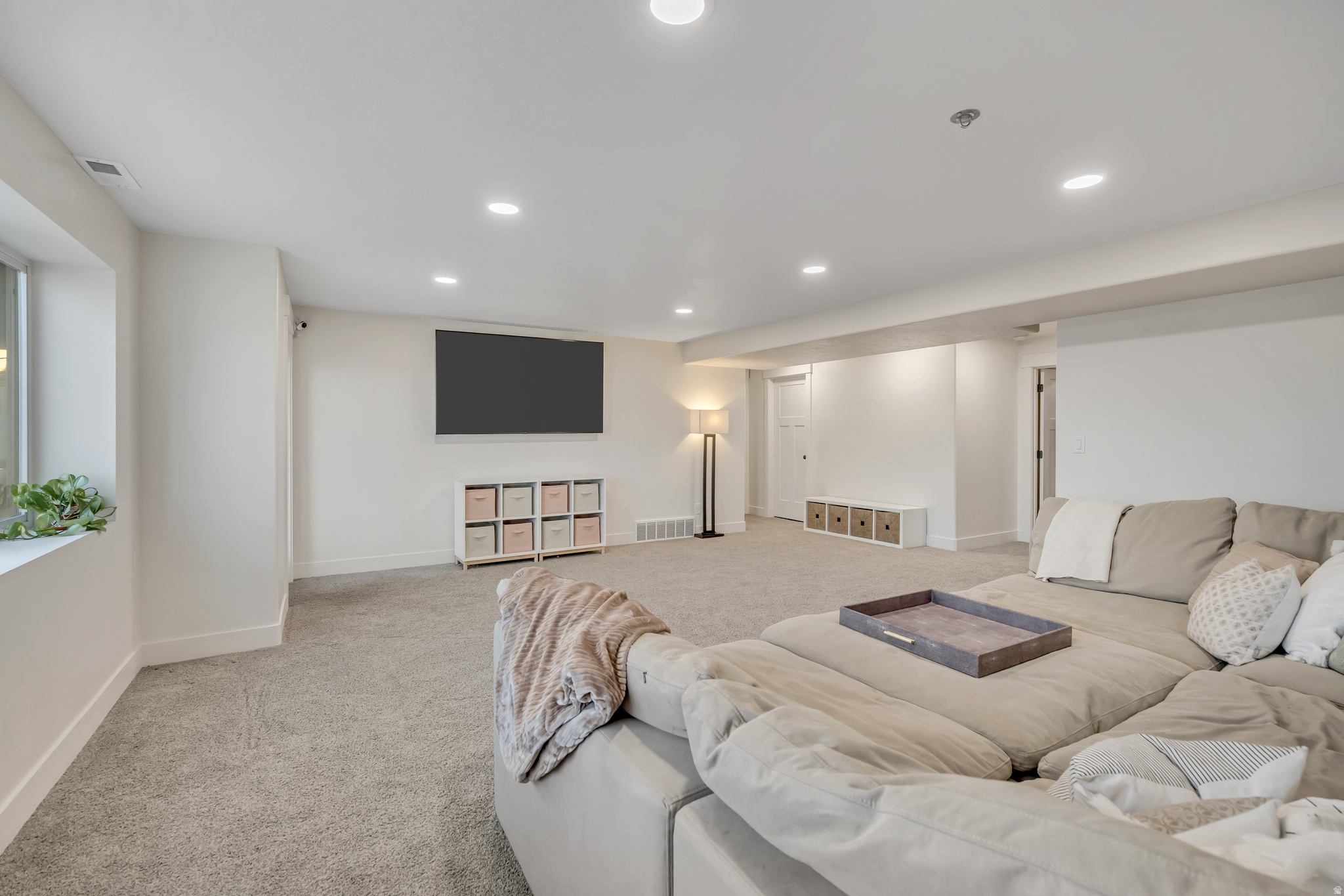 CANYON HILLS - Residential