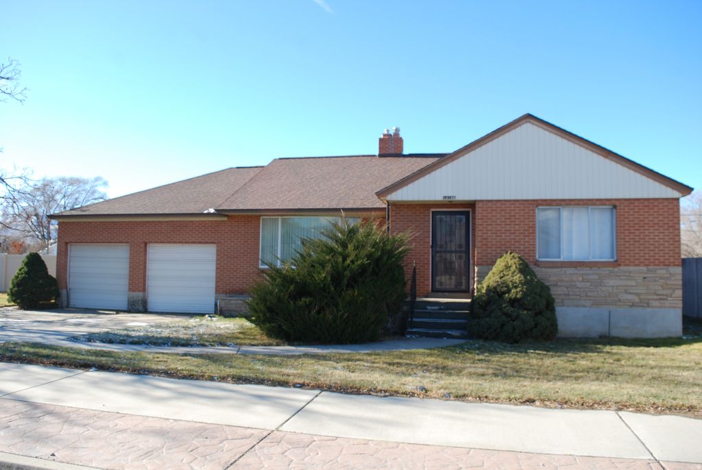 Photo of 14186 S REDWOOD RD, Bluffdale, UT 84065 (MLS # 2130042)