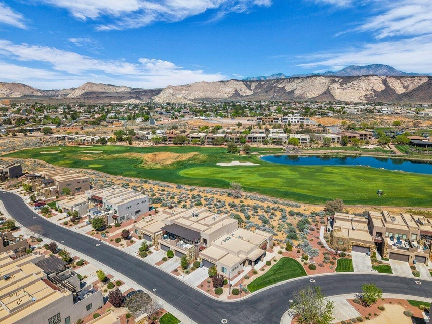 ESCAPES AT THE LEDGES PH 3 - Residential