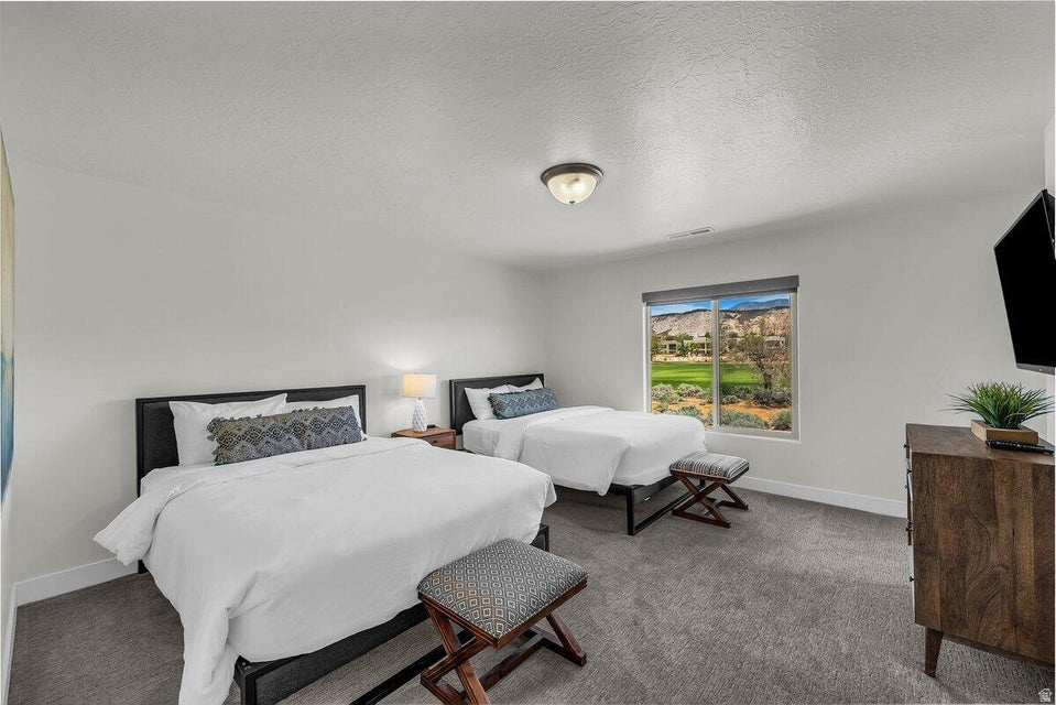 ESCAPES AT THE LEDGES PH 3 - Residential