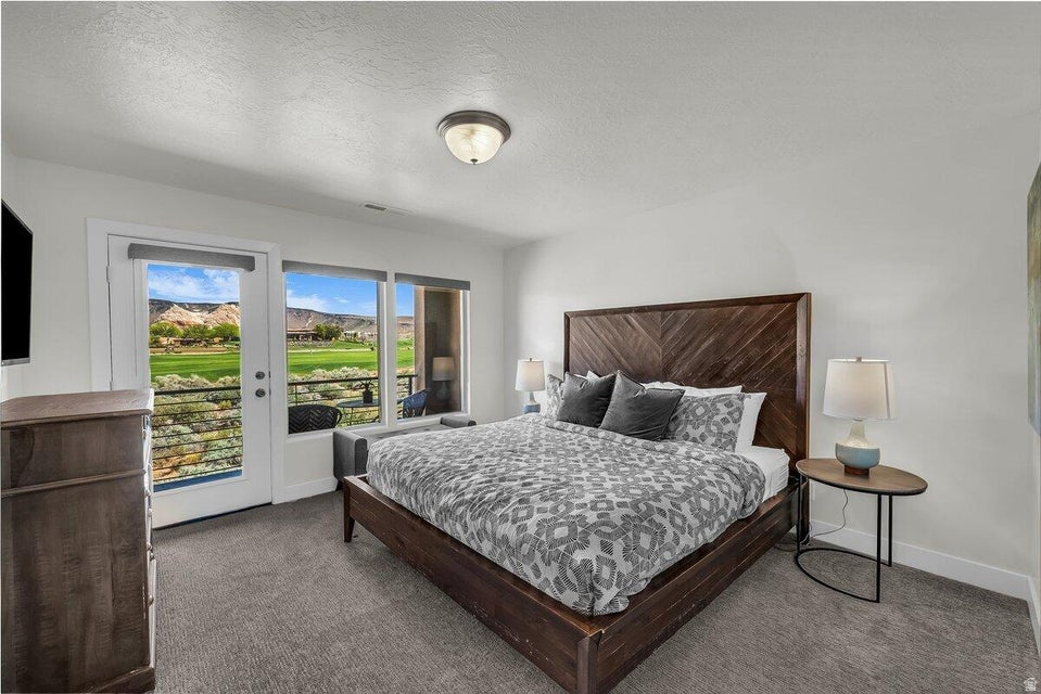 ESCAPES AT THE LEDGES PH 3 - Residential