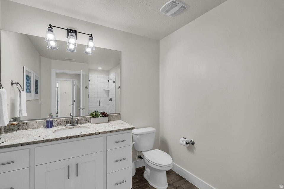 ESCAPES AT THE LEDGES PH 3 - Residential