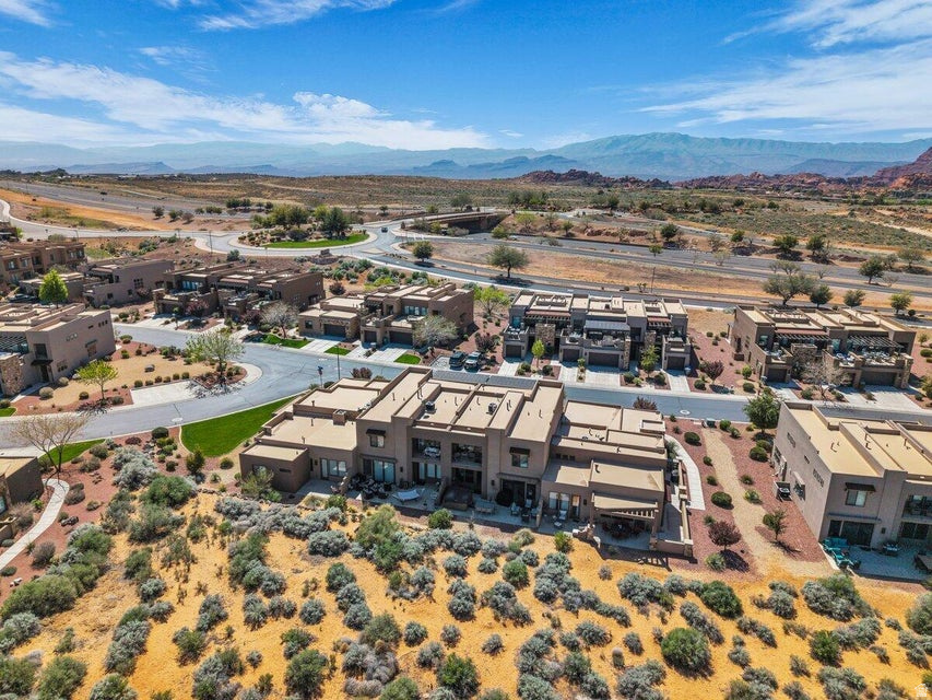 ESCAPES AT THE LEDGES PH 3 - Residential