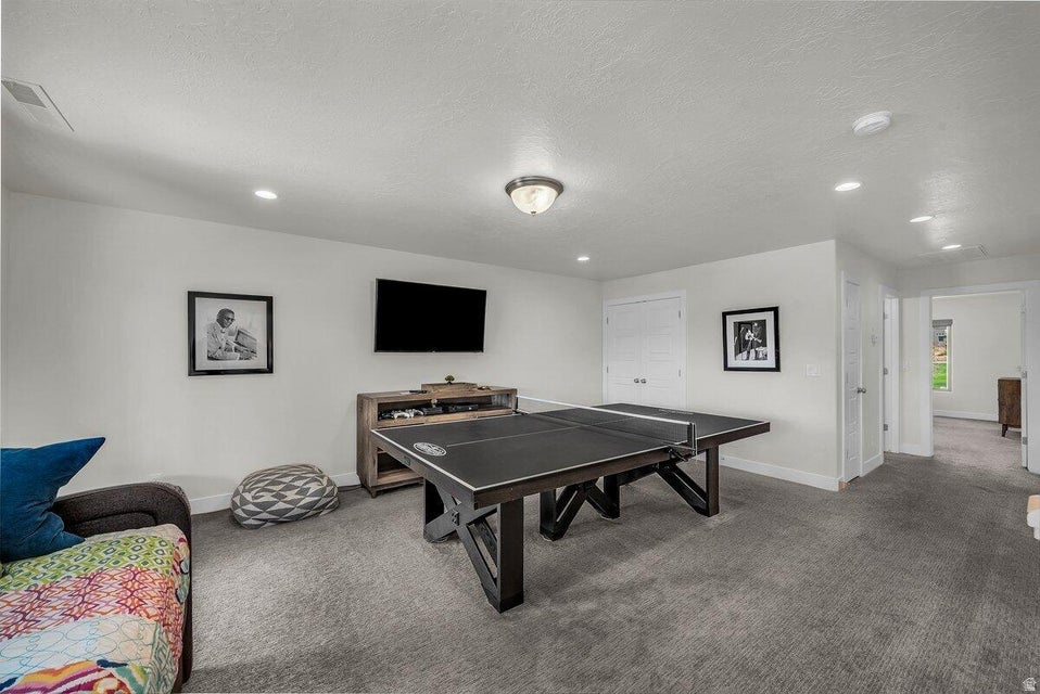 ESCAPES AT THE LEDGES PH 3 - Residential