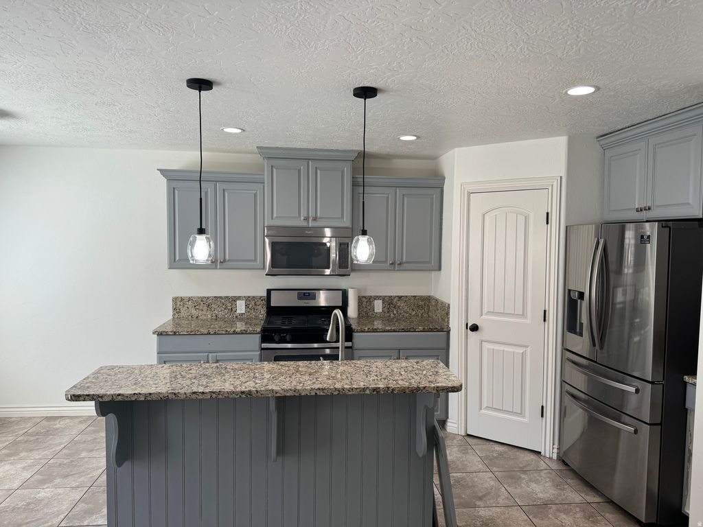 Photo of 582 N 150 E, Salem, UT 84653 (MLS # 2153440)