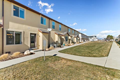 Tiny photo for 582 N 150 E, Salem, UT 84653 (MLS # 2153440)