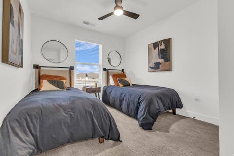 Tiny photo for 5537 S CARNELIAN PKWY, Saint George, UT 84790 (MLS # 2180676)