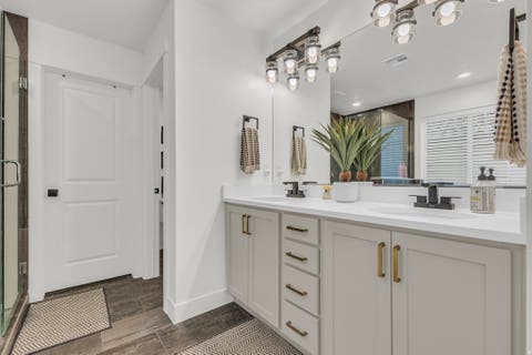 Tiny photo for 5537 S CARNELIAN PKWY, Saint George, UT 84790 (MLS # 2180676)