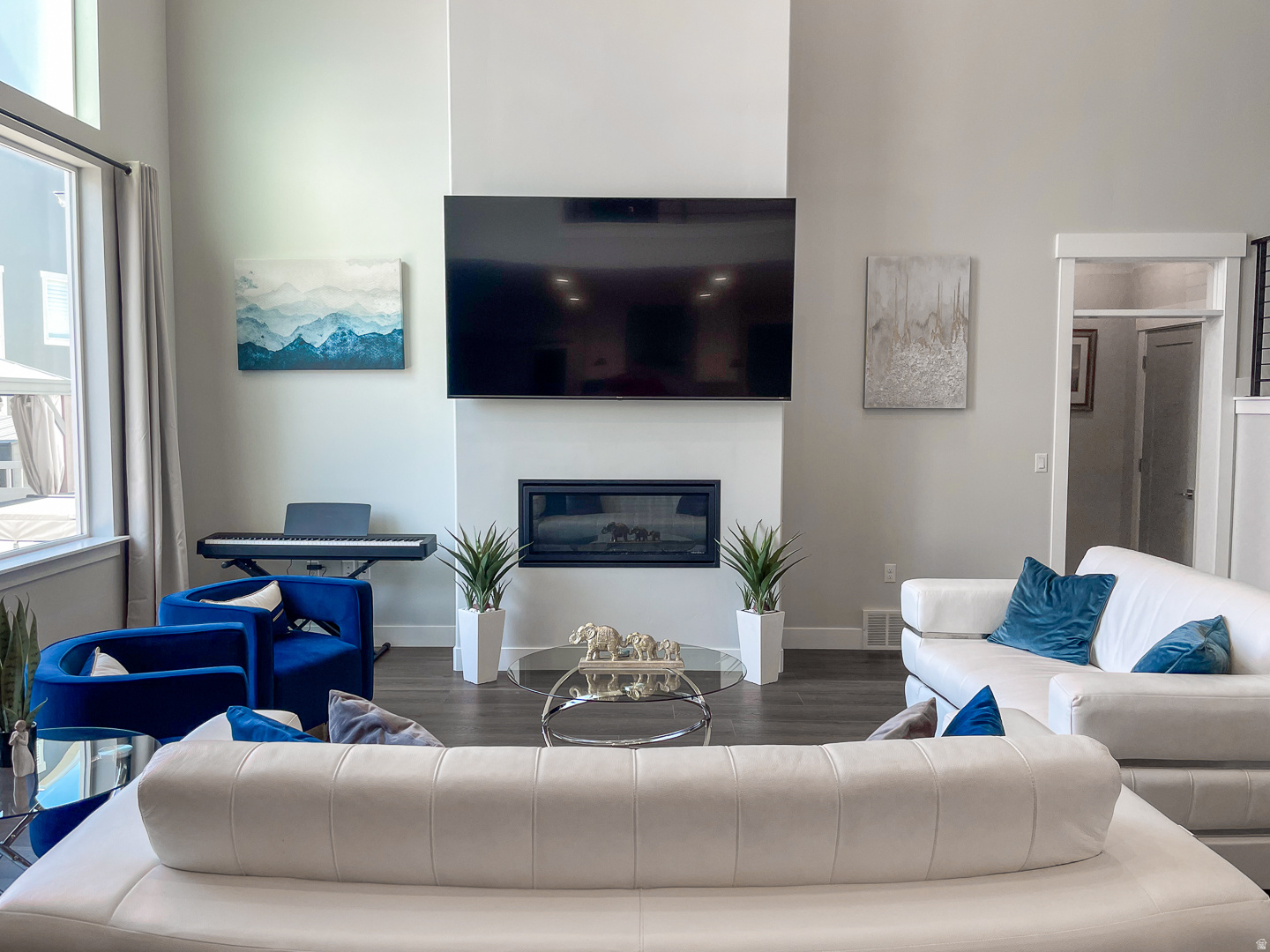 MOUNTAIN RIDGE - Residential