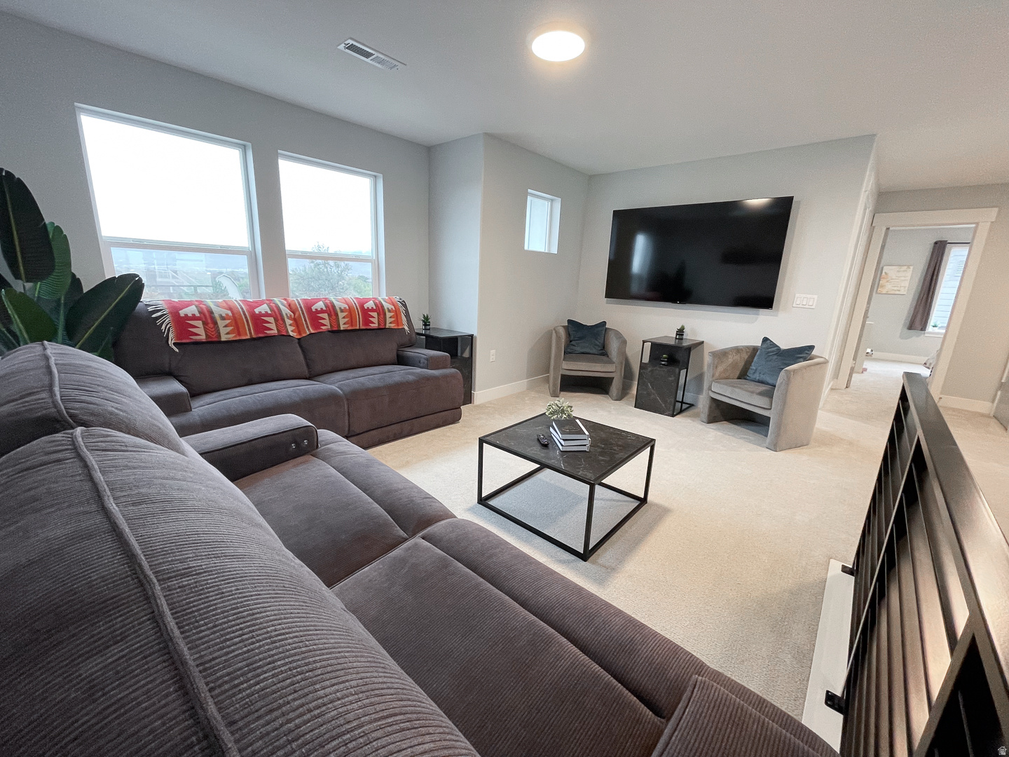 MOUNTAIN RIDGE - Residential