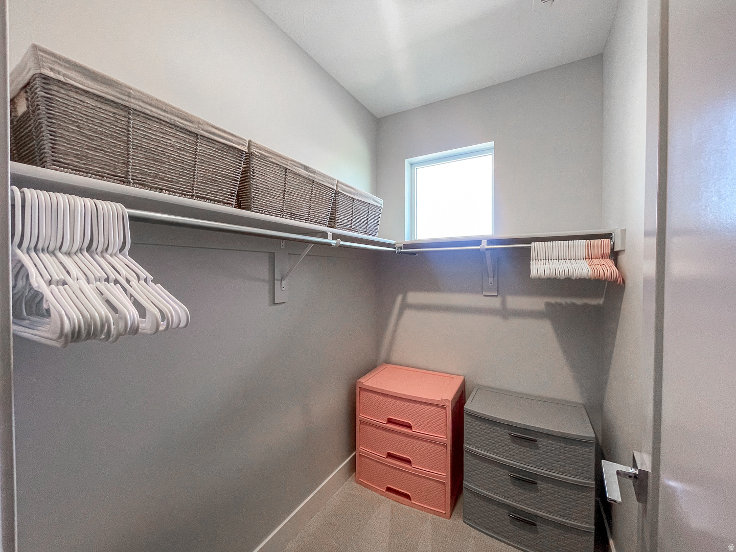 MOUNTAIN RIDGE - Residential