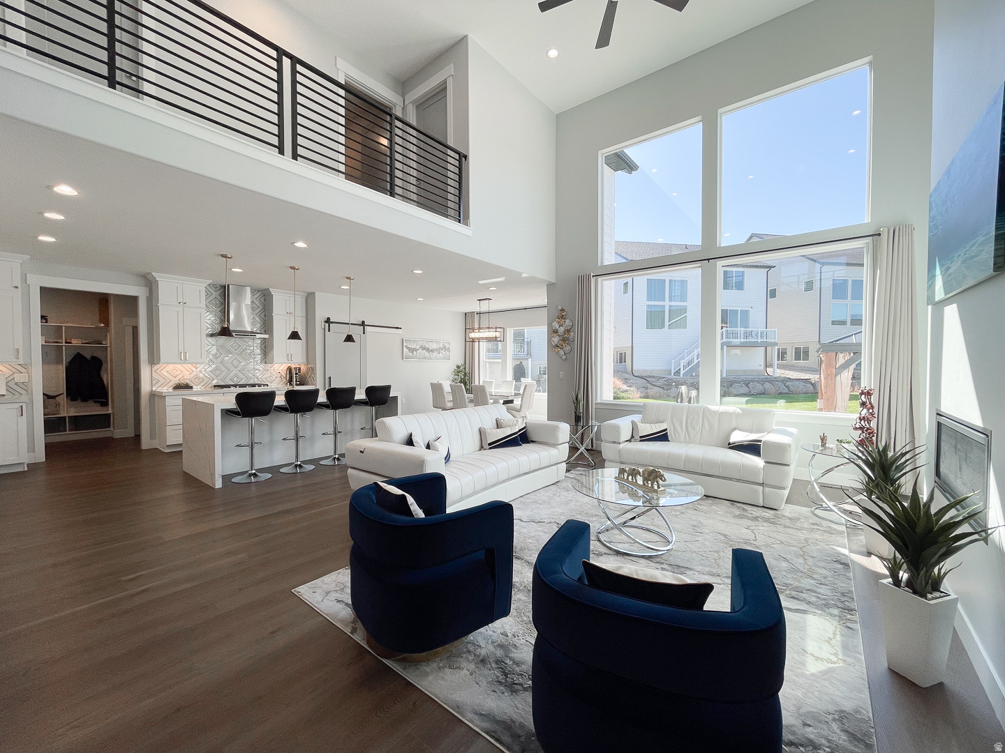 MOUNTAIN RIDGE - Residential