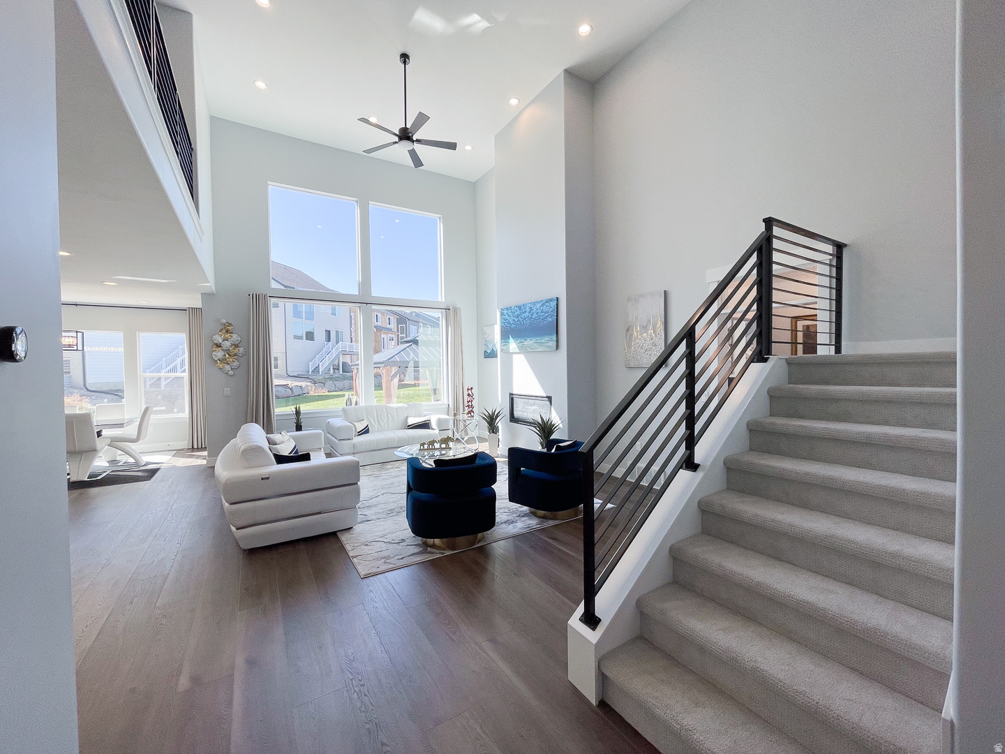 MOUNTAIN RIDGE - Residential