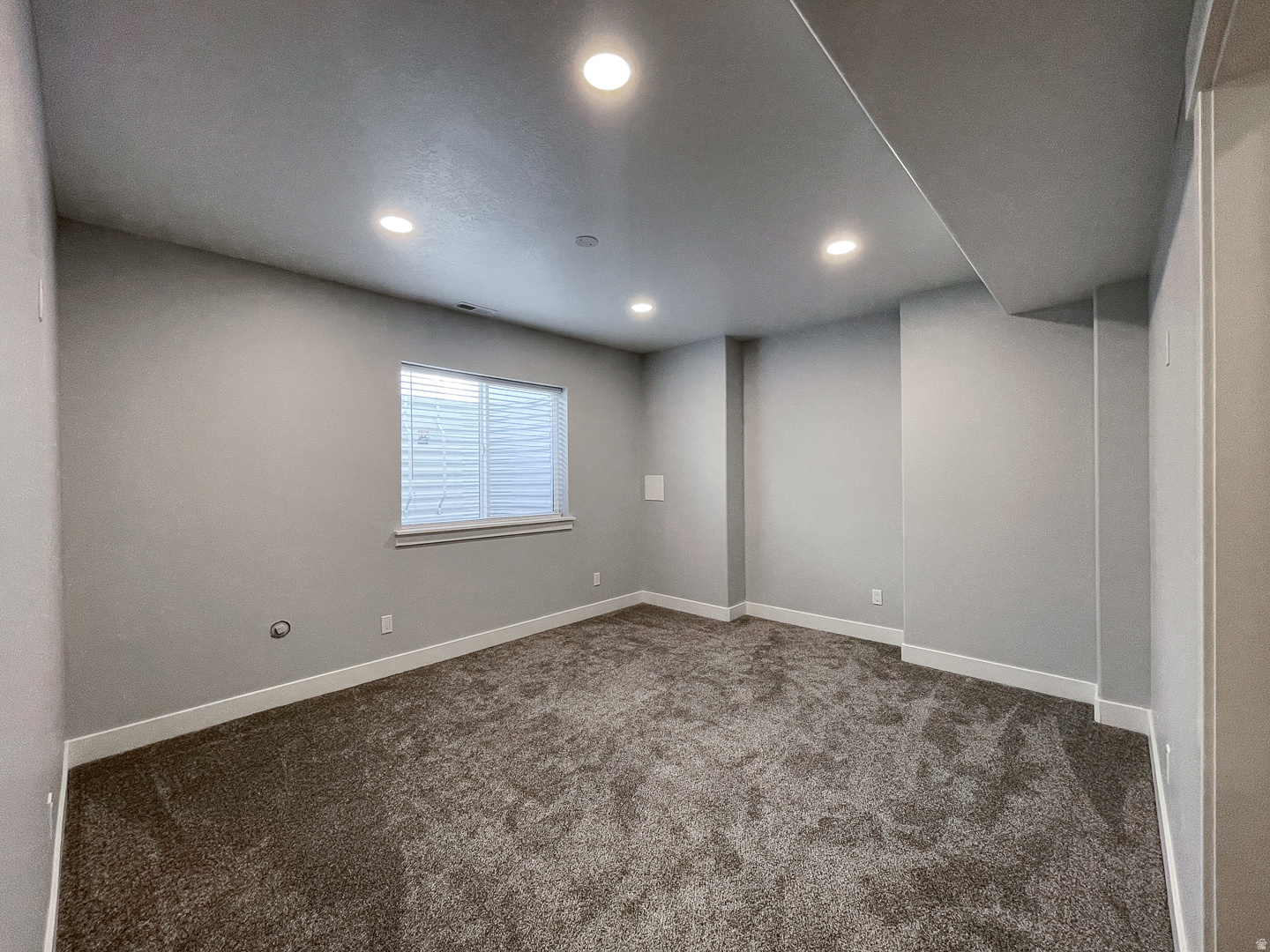 MOUNTAIN RIDGE - Residential