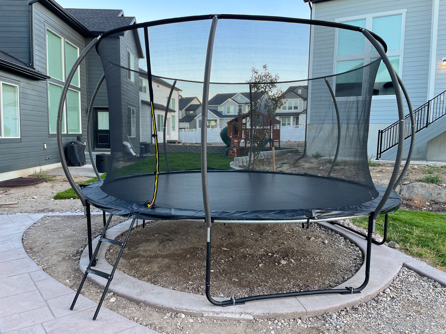 MOUNTAIN RIDGE - Residential