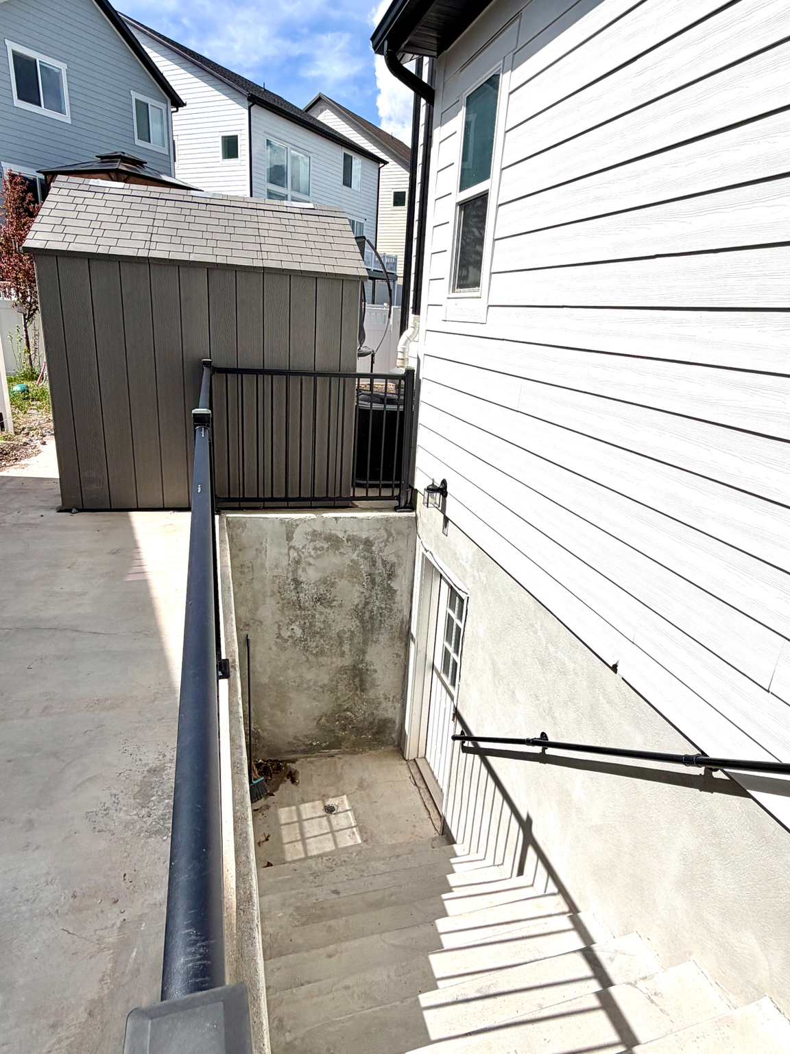 MOUNTAIN RIDGE - Residential