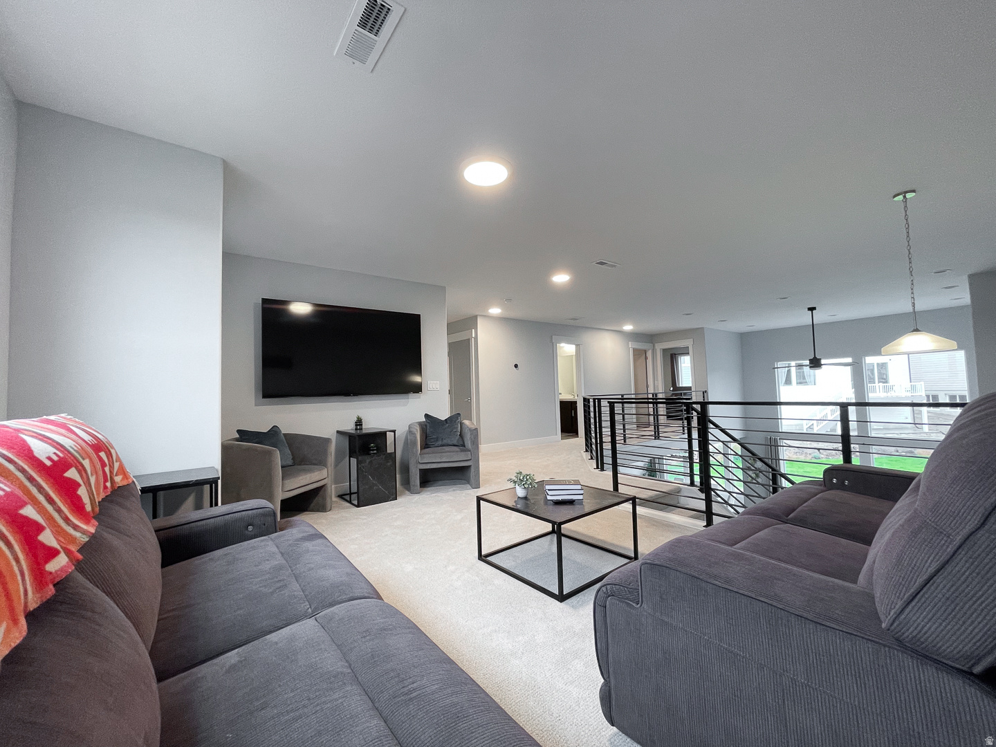 MOUNTAIN RIDGE - Residential