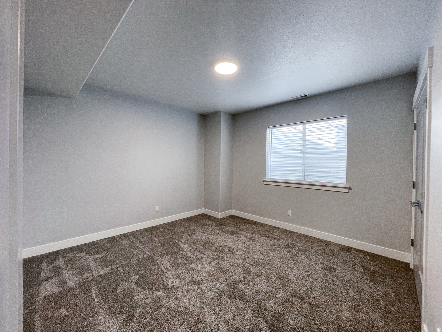 MOUNTAIN RIDGE - Residential