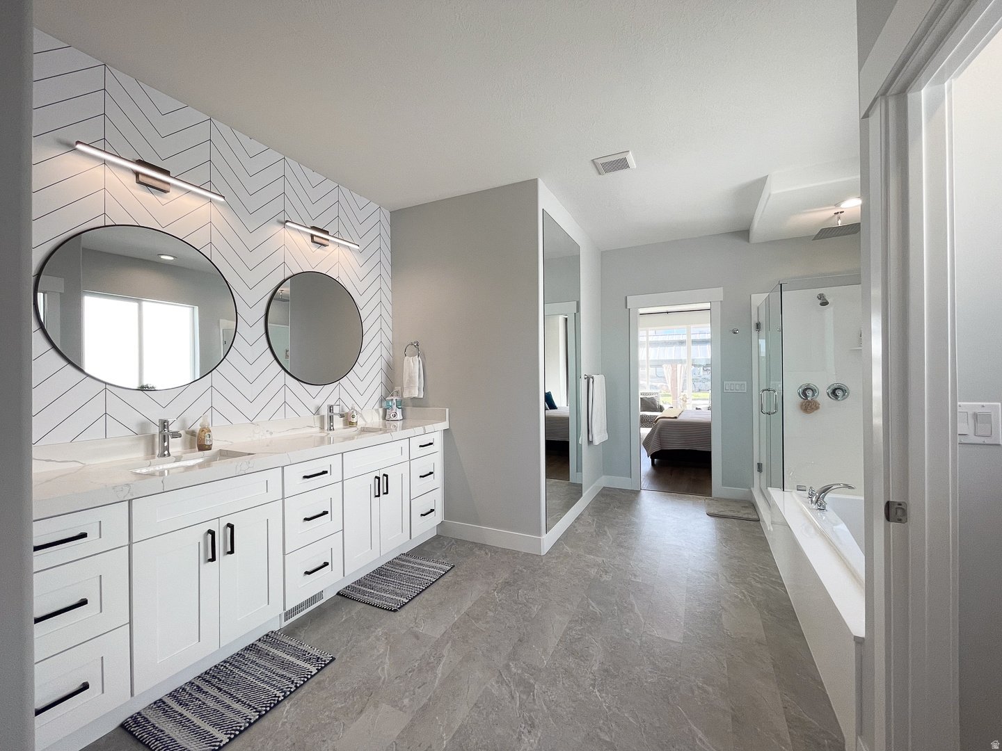 MOUNTAIN RIDGE - Residential