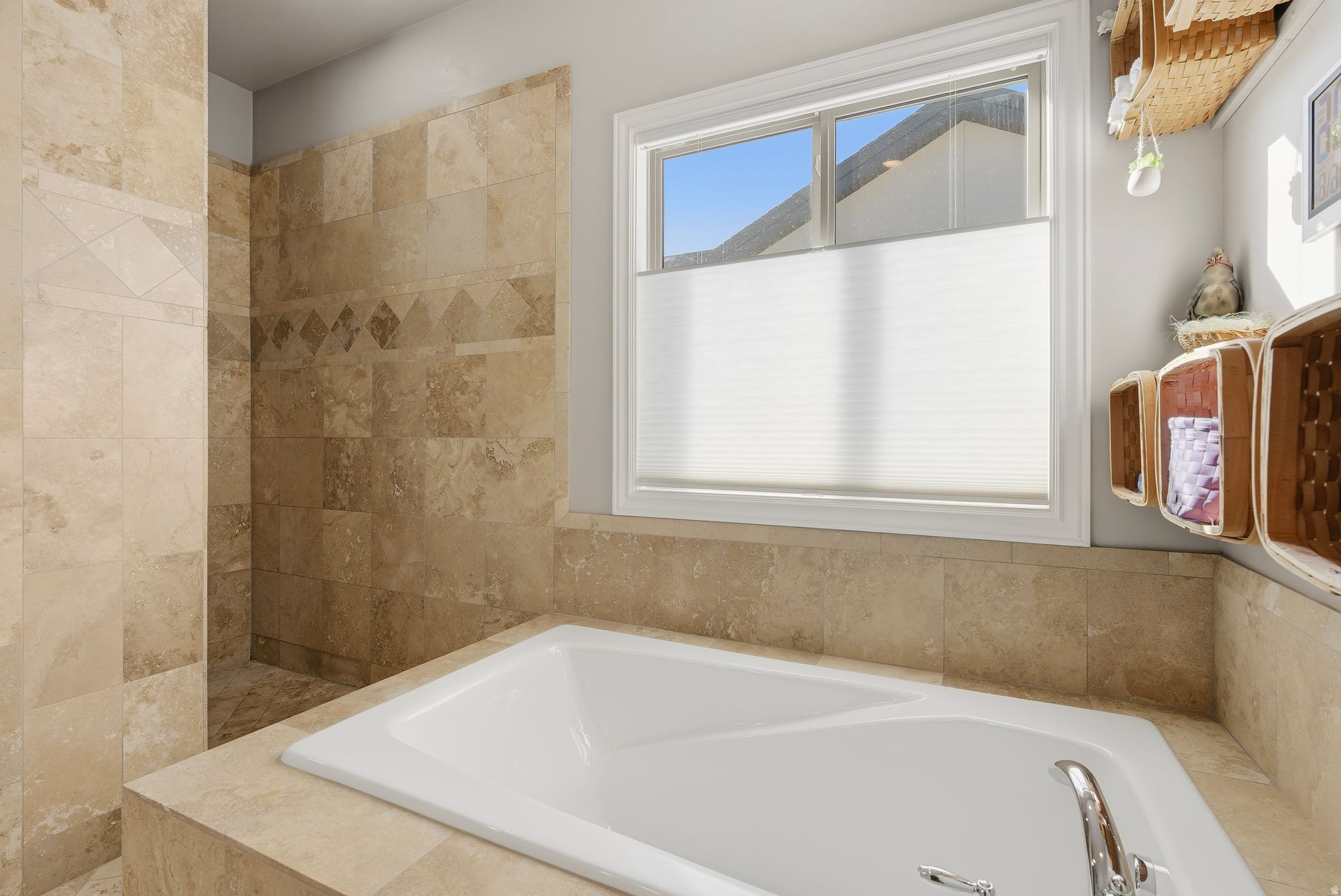 EAGLE CREST NO 4 AT SUNCREST - Residential