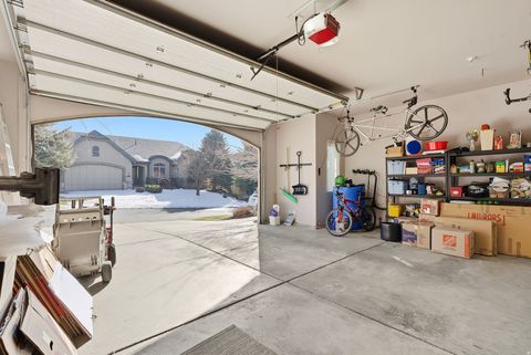 Tiny photo for 2203 E FAIR WINNS LN, Draper, UT 84020 (MLS # 2131840)