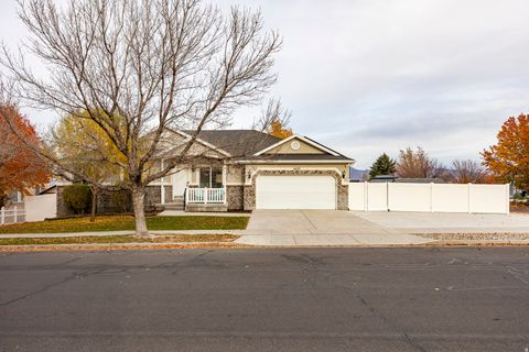 Photo of 14127 S PROSPERO LN, Herriman, UT 84096 (MLS # 2122917)