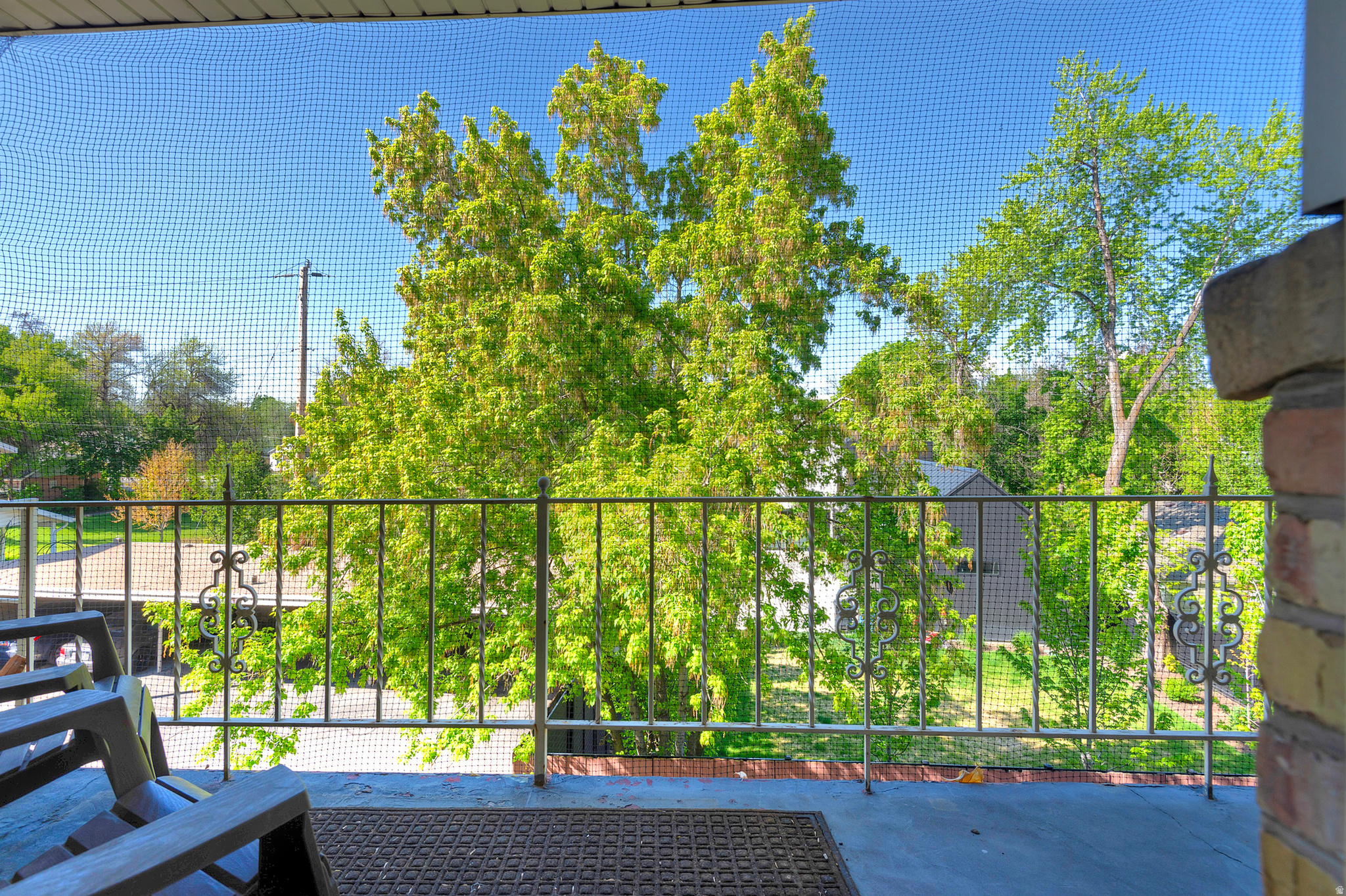 AIX LA CHAPELLE COND - Residential