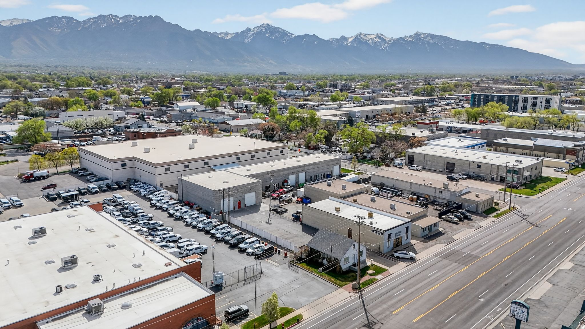 LIBERTY - Commercial Lease