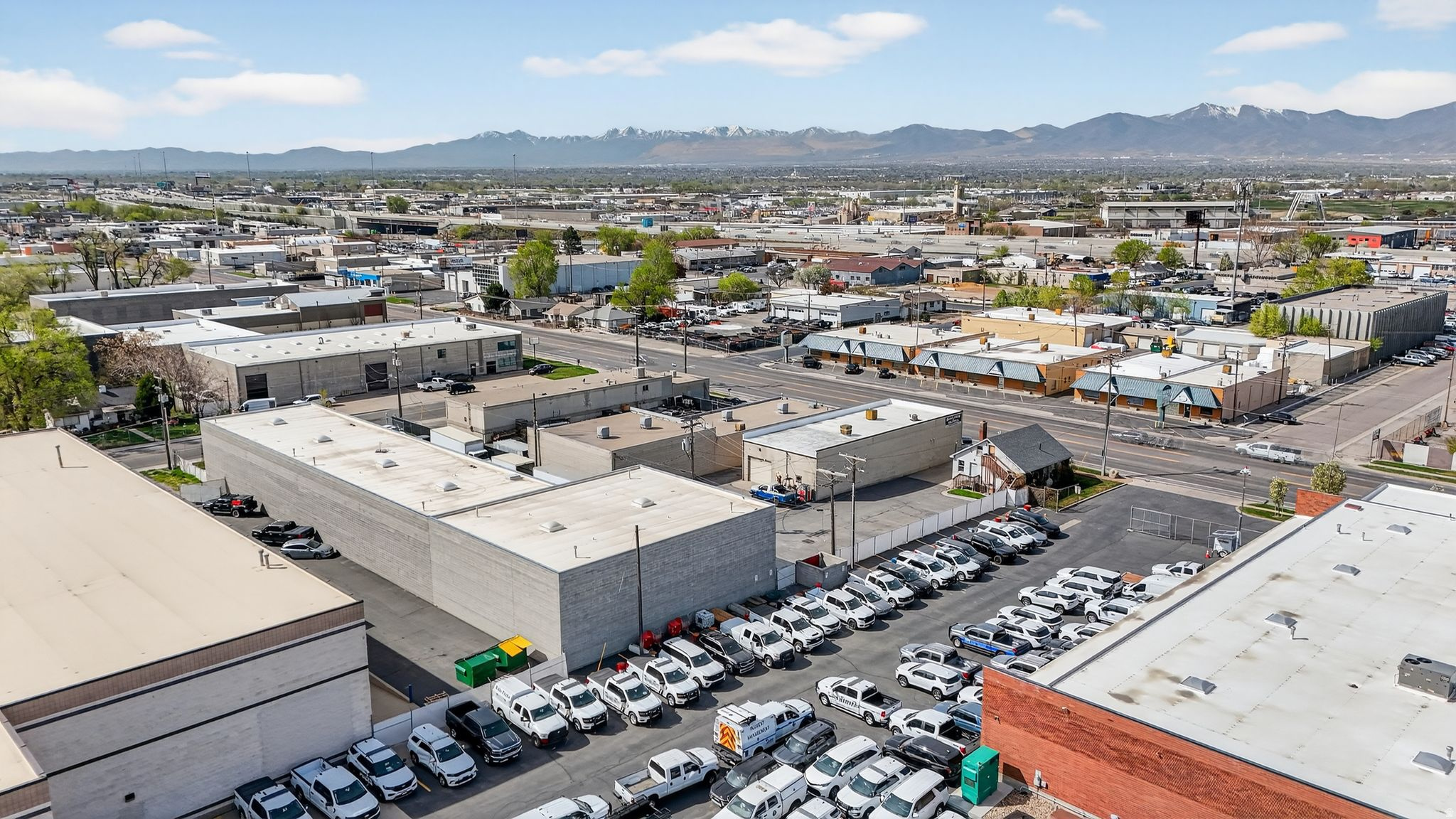 LIBERTY - Commercial Lease