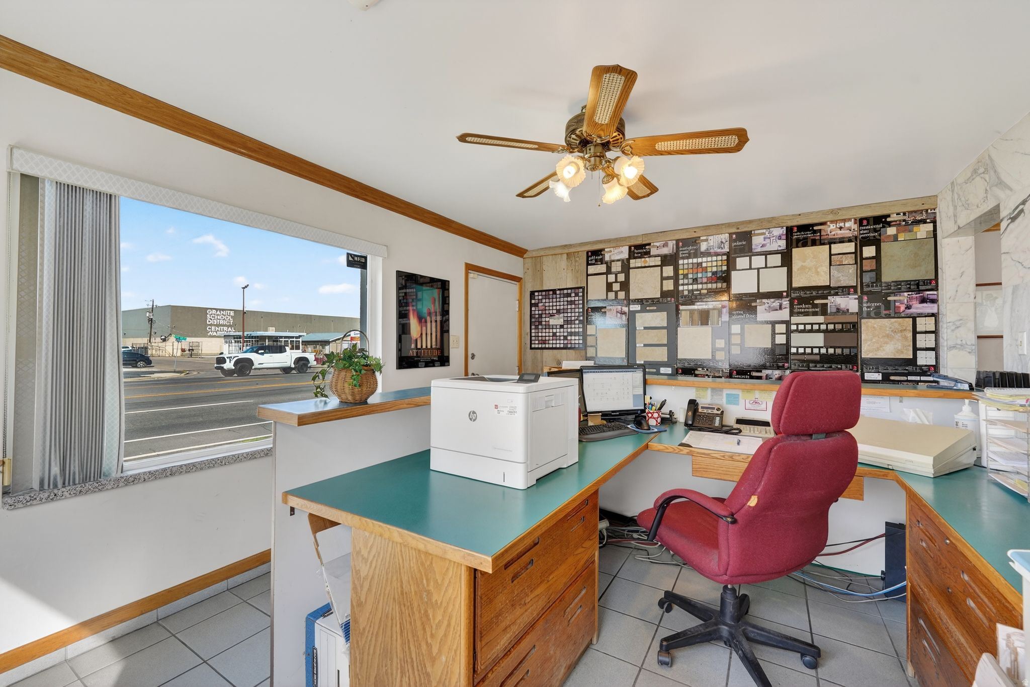 LIBERTY - Commercial Lease