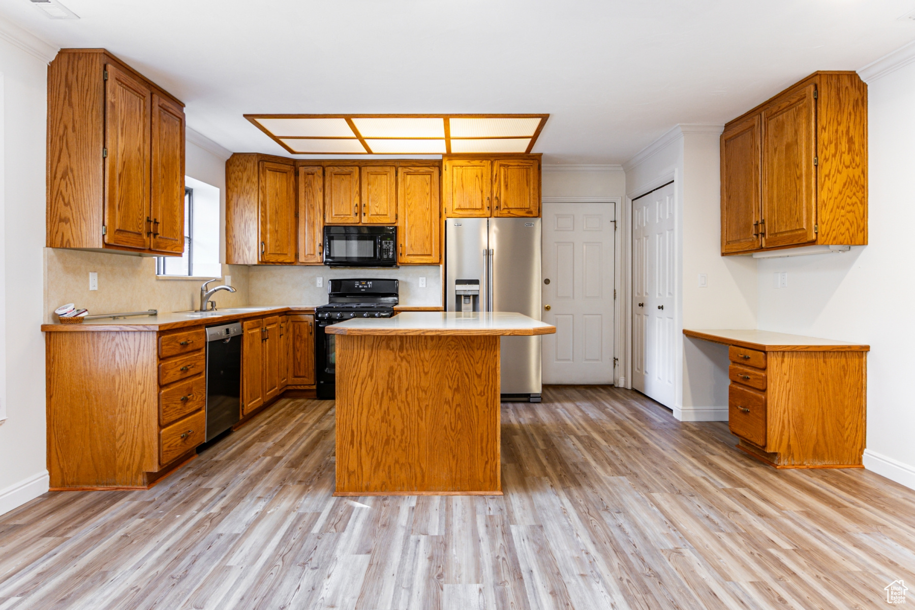 VINE STREET EAST - Residential