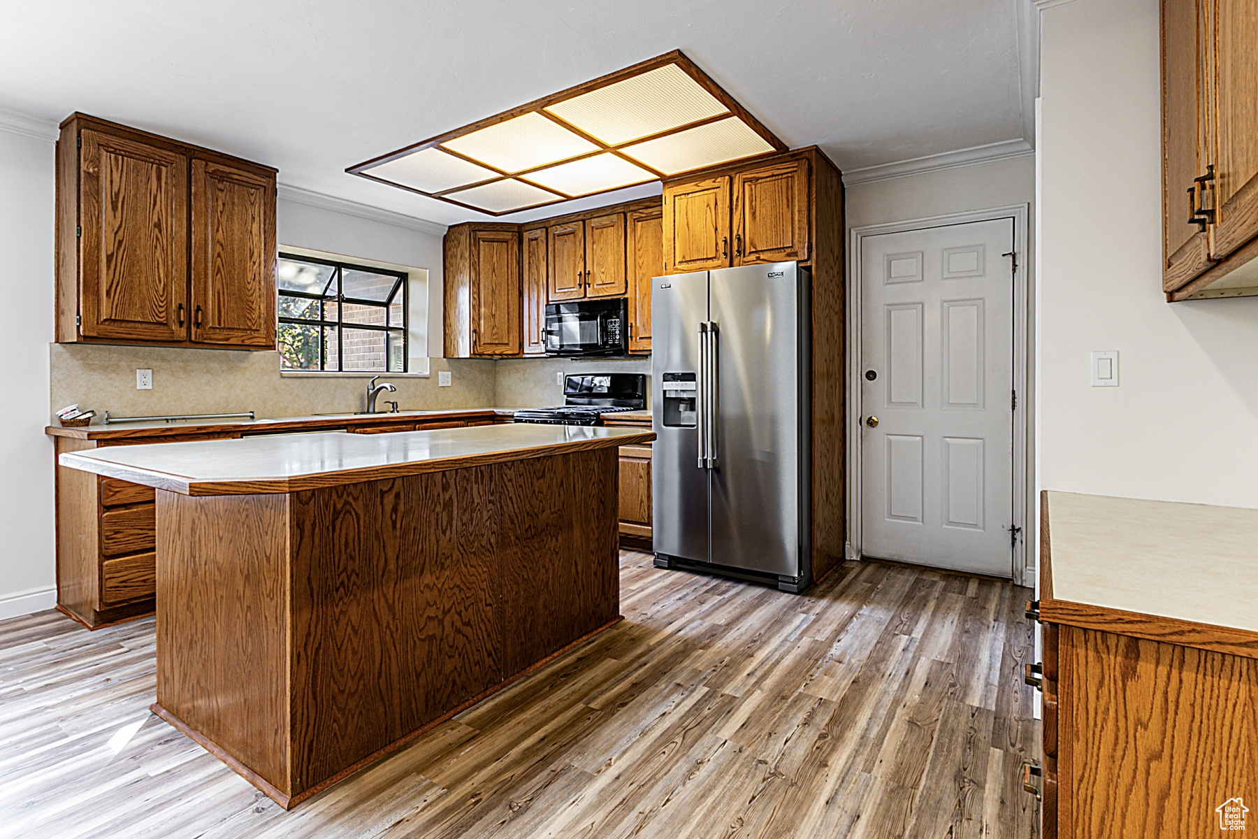 VINE STREET EAST - Residential