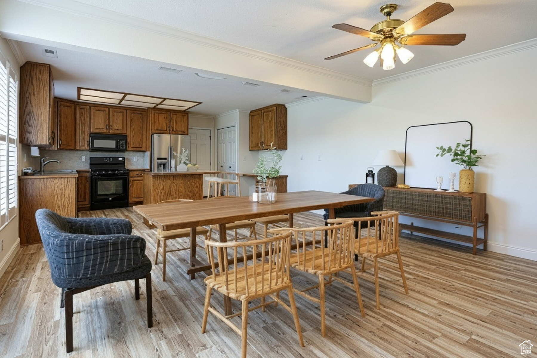 VINE STREET EAST - Residential