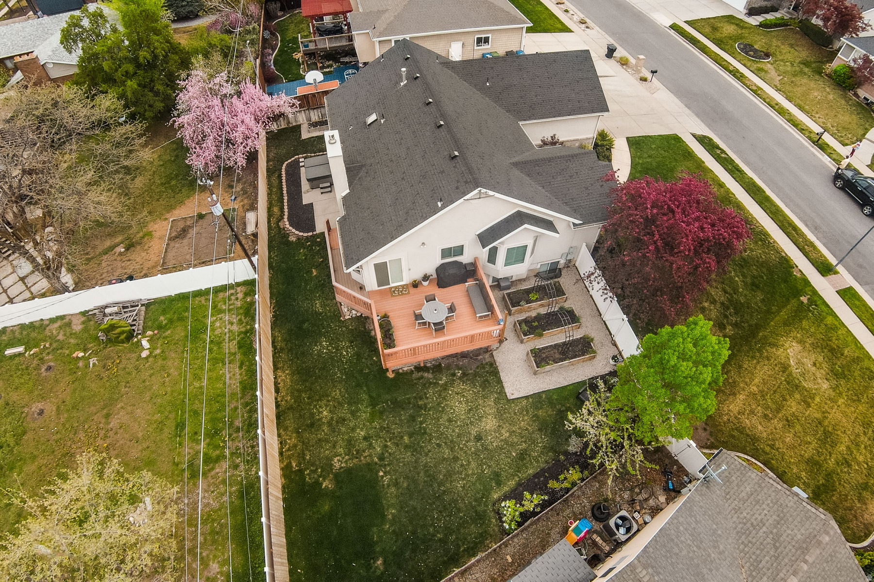 MILL HOLLOW - Residential