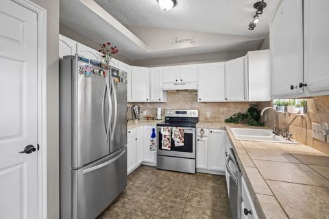 Tiny photo for 847 E UINTAH AVE, Tooele, UT 84074 (MLS # 2138940)