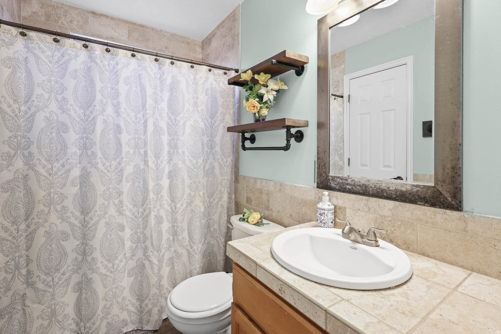 OQUIRRH HILLS - Residential